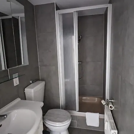 Rheinische Gemuetlichkeit, Sali Homes Zentrales Heim In *