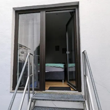 Rheinische Gemuetlichkeit, Sali Homes Zentrales Heim In شقة